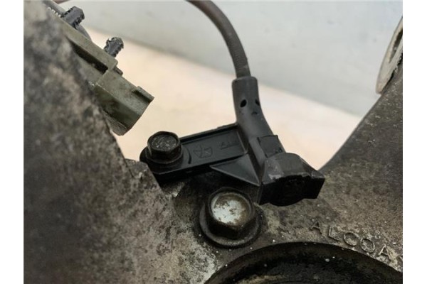 Recambio de mangueta delantero derecha para chrysler grand voyager (rt) 2.8 limited referencia OEM IAM 04743568AE  