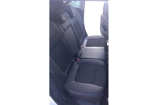 Recambio de juego asientos para peugeot 3008 2.0 style referencia OEM IAM 8906YZ 8906ZA 