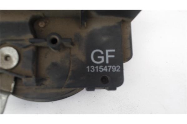 Recambio de cierre electromagnetico delantero derecho para opel corsa c 1.3 cdti referencia OEM IAM 13154792  