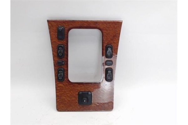 Recambio de embellecedor consola central para mercedes-benz clase e (bm 210) berlina referencia OEM IAM   