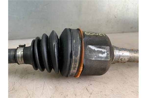 Recambio de palier delantero derecho para chrysler grand voyager (rt) 2.8 limited referencia OEM IAM 68193908AC  