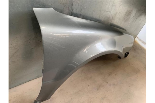Recambio de aleta delantero derecha para volkswagen passat berlina (3b3) 1.9 tdi referencia OEM IAM 3B0821106E L00575 