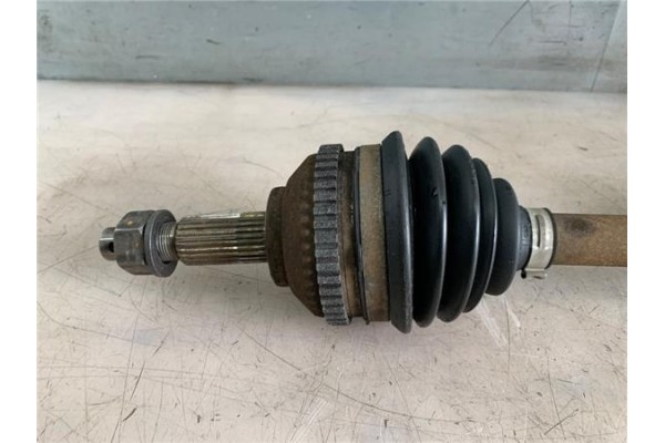 Recambio de palier delantero izquierdo para chrysler grand voyager (rt) 2.8 limited referencia OEM IAM 04880213AJ  