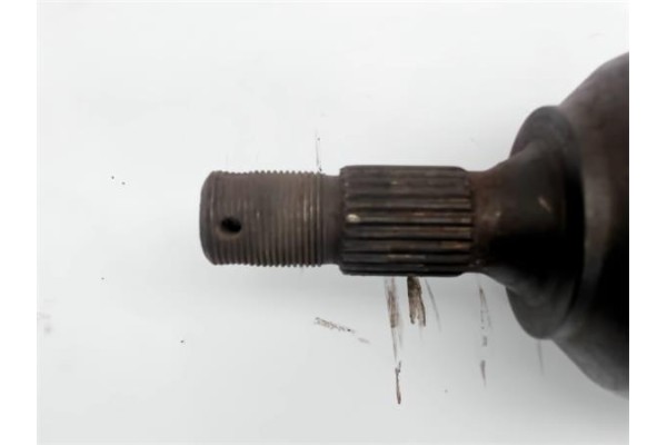 Recambio de palier delantero izquierdo para peugeot 205 berlina referencia OEM IAM   