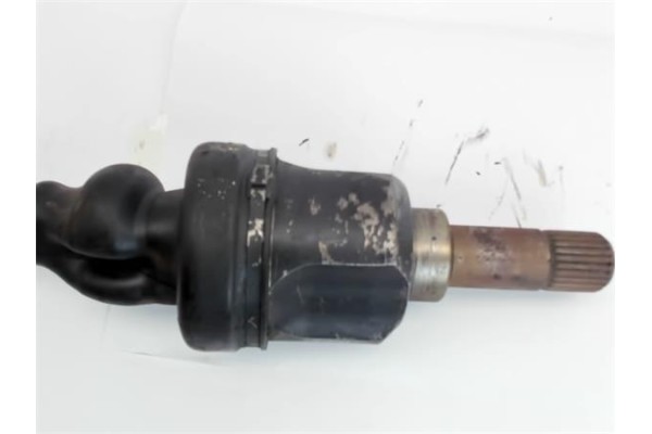 Recambio de palier delantero izquierdo para peugeot 205 berlina referencia OEM IAM   