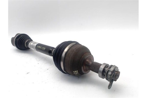 Recambio de palier delantero izquierdo para peugeot 3008 2.0 style referencia OEM IAM 3272PZ  