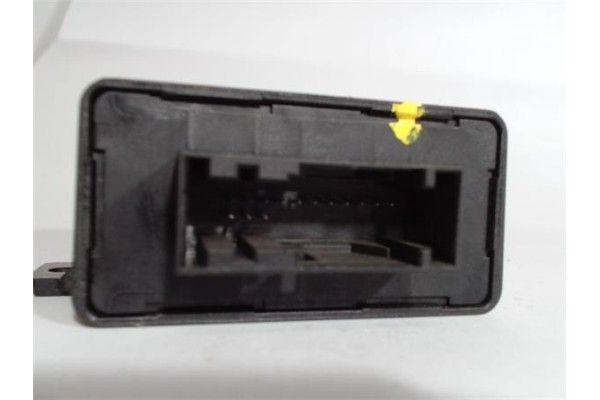 Recambio de centralita luces para chrysler grand voyager (rt) 2.8 limited referencia OEM IAM 5LA00876730AC 05113392AB 