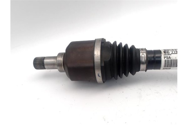 Recambio de palier delantero izquierdo para peugeot 3008 2.0 style referencia OEM IAM 3272PZ  