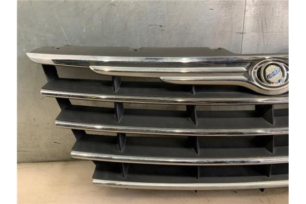 Recambio de rejilla capo para chrysler grand voyager (rt) 2.8 limited referencia OEM IAM 4857958AA  