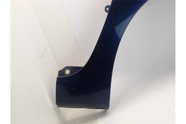 Recambio de aleta delantero derecha para peugeot 307 break / sw (s1) 1.6 16v referencia OEM IAM 7841N7 L01591 