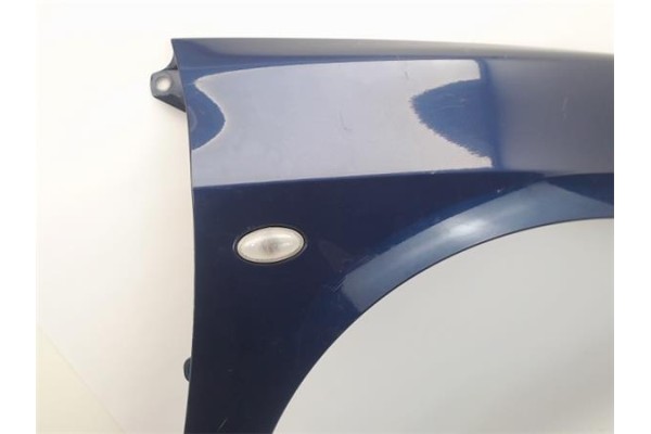 Recambio de aleta delantero derecha para peugeot 307 break / sw (s1) 1.6 16v referencia OEM IAM 7841N7 L01591 