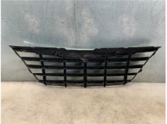 Recambio de rejilla capo para chrysler grand voyager (rt) 2.8 limited referencia OEM IAM 4857958AA  