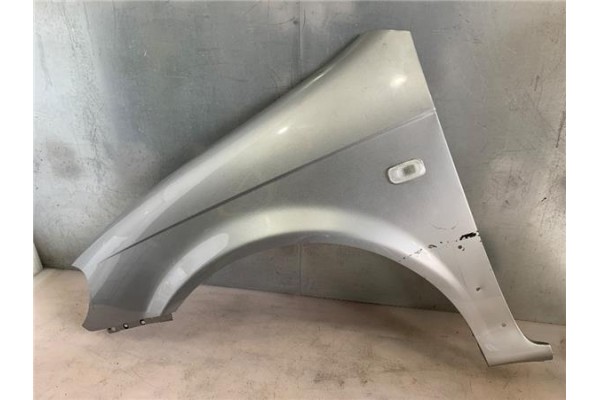 Recambio de aleta delantero izquierda para kia carnival ii (fl) 2.9 td referencia OEM IAM 0K55A52211 L00035 