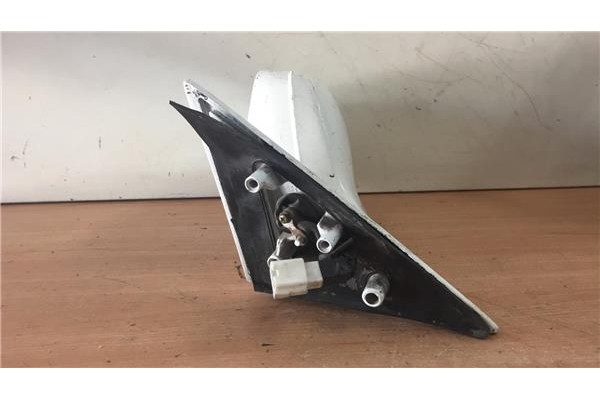 Recambio de retrovisor electrico izquierdo para mazda 323 c/f/p/s berlina (ba) 2.0 d p glx referencia OEM IAM E201780  