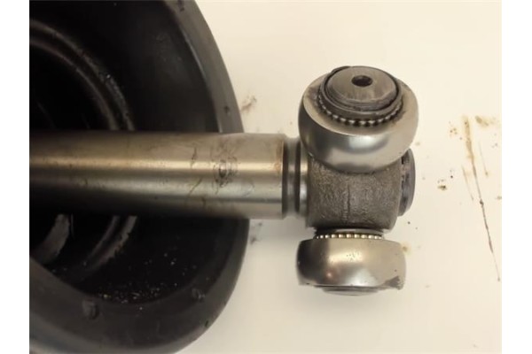 Recambio de palier delantero izquierdo para renault clio i fase iii referencia OEM IAM   