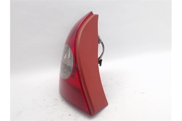 Recambio de piloto trasero izquierdo para renault clio ii fase ii (b/cb0) referencia OEM IAM 8200071413  8200917488 , RENAULT