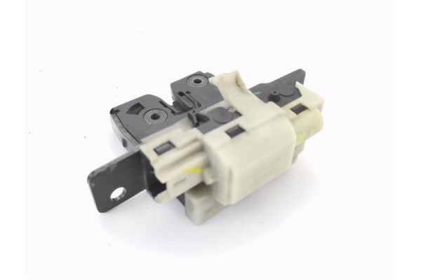Recambio de cierre electromagnetico porton para renault scenic ii (jm) 1.5 dci (jm0f) referencia OEM IAM 8200076340E  