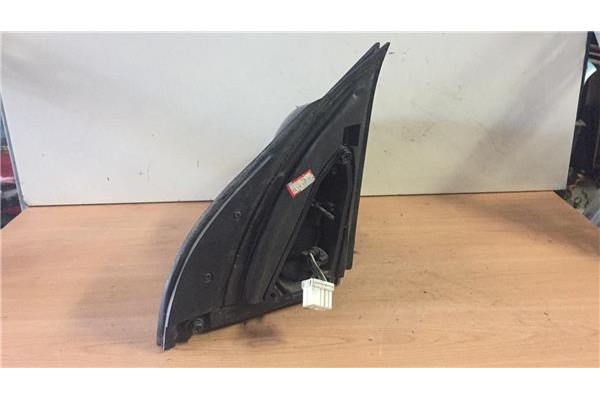 Recambio de retrovisor electrico derecho para kia carnival 2.5 v6 ls referencia OEM IAM E4012107  