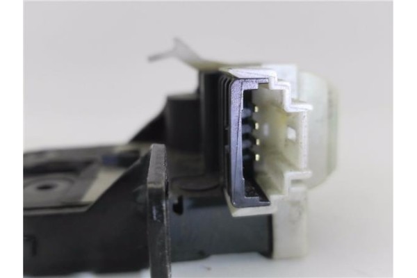 Recambio de cierre electromagnetico porton para renault scenic ii (jm) 1.5 dci (jm0f) referencia OEM IAM 8200076340E  