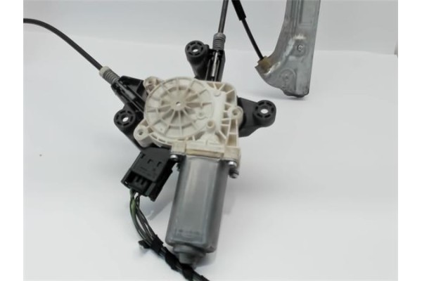 Recambio de mecanismo elevalunas delantero derecho para mercedes-benz vito / mixto furgón (w639) 113 cdi referencia OEM IAM A639