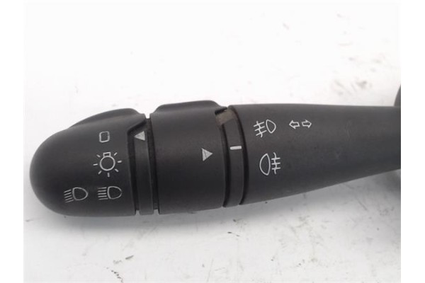 Recambio de mando de luces para renault laguna ii (bg0) referencia OEM IAM 8200328896 34576901AY 