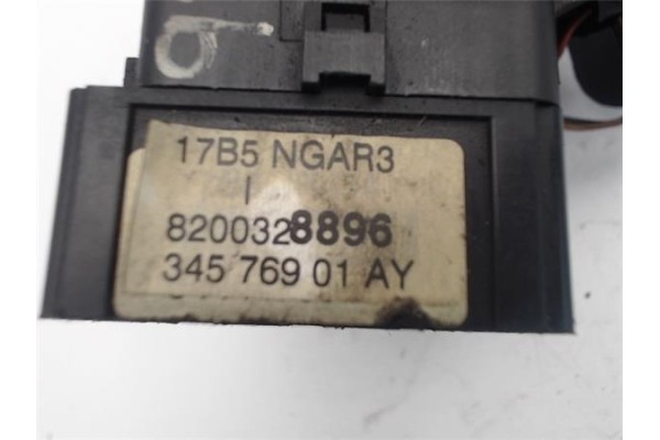Recambio de mando de luces para renault laguna ii (bg0) referencia OEM IAM 8200328896 34576901AY 