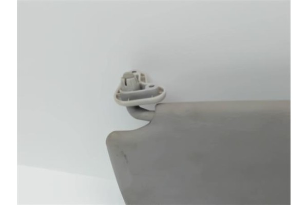 Recambio de parasol derecho para mercedes-benz vito / mixto furgón (w639) 113 cdi referencia OEM IAM A63981006107D86  