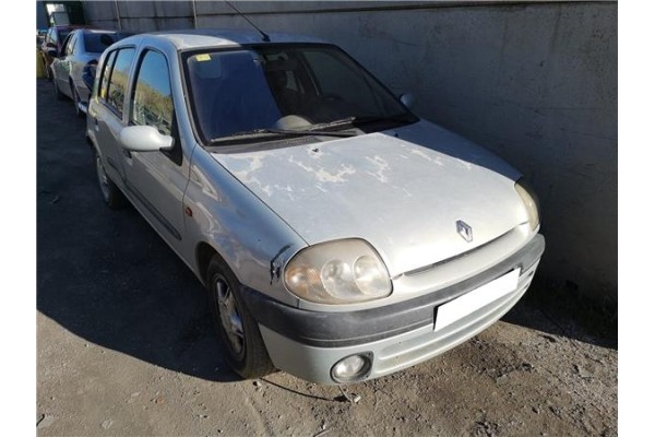 renault clio ii (xbo) del año 2000