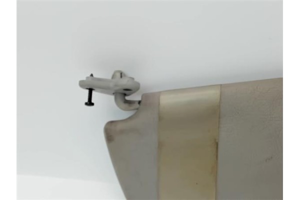 Recambio de parasol izquierdo para mercedes-benz vito / mixto furgón (w639) 113 cdi referencia OEM IAM A63981000107D86  