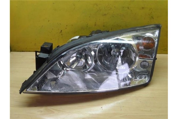 Recambio de faro delantero izquierdo para ford mondeo iii (b5y) 2.0 tdci referencia OEM IAM   