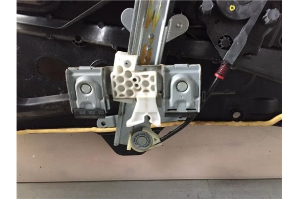 Recambio de elevalunas electrico delantero izquierdo para ford fusion (cbk) 1.4 referencia OEM IAM 1007910  438 , FIAT | 456 , F
