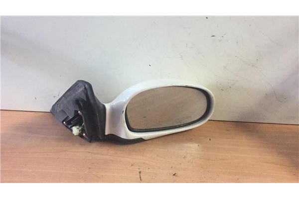 Recambio de retrovisor electrico derecho para kia shuma 1.5 ls berlina portón referencia OEM IAM E15010133  