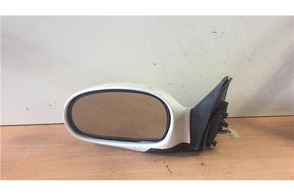 Recambio de retrovisor electrico izquierdo para kia shuma 1.5 ls berlina portón referencia OEM IAM E13010133  