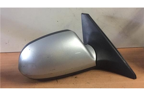 Recambio de retrovisor electrico derecho para kia sephia ii 1.5 ls referencia OEM IAM E4012151  