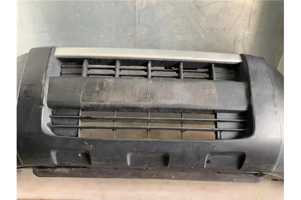 Recambio de paragolpes delantero para fiat iii fiorino (225) 1.3 d multijet referencia OEM IAM 735520331  