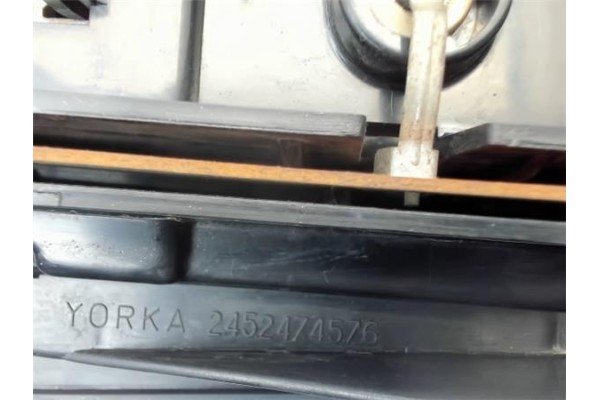 Recambio de piloto trasero derecho para seat panda (141a) 0.9 referencia OEM IAM   