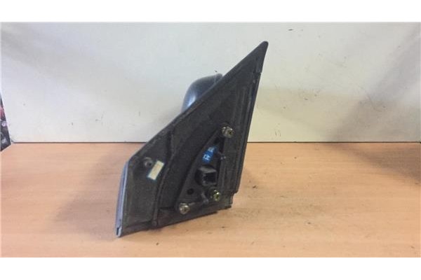 Recambio de retrovisor electrico derecho para kia carens (rs) 1.8 ls monovolumen referencia OEM IAM E4012125  