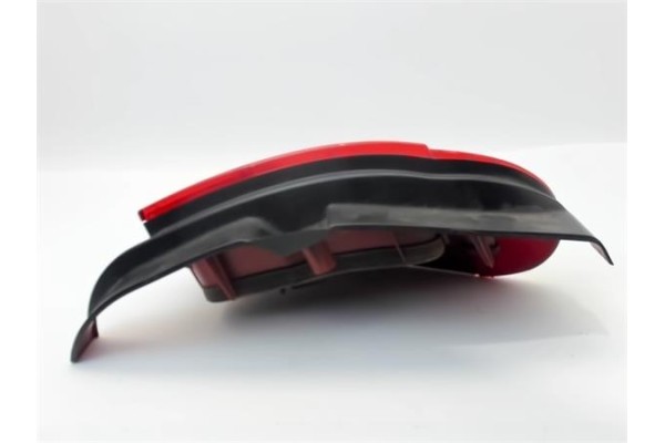 Recambio de piloto trasero izquierdo para peugeot 306 break referencia OEM IAM 45227  