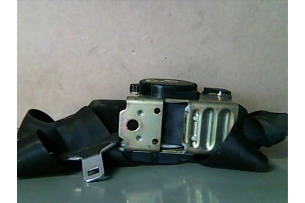 Recambio de cinturon seguridad delantero derecho para citroen saxo 1.4 vts referencia OEM IAM   