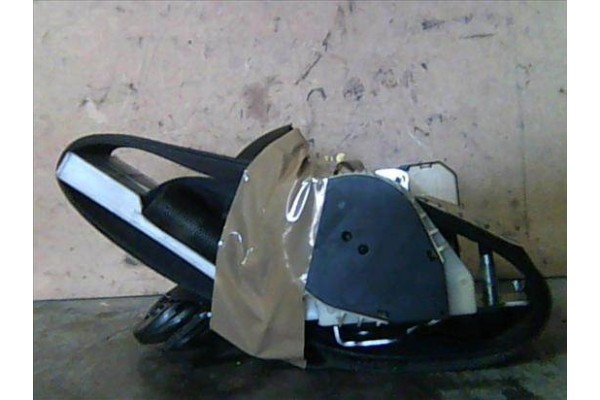 Recambio de juego cinturones delantero para opel zafira a 2.0 di 16v referencia OEM IAM 90560635 24417108 