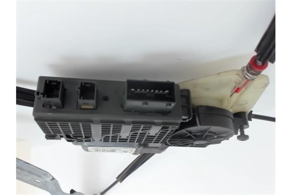 Recambio de mecanismo elevalunas delantero derecho para renault kangoo i (f/kc0) 1.5 authentique referencia OEM IAM 9682495580  