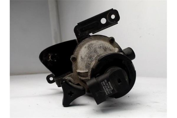 Recambio de faro antiniebla derecho para kia ceed (ed) 1.6 crdi 115 referencia OEM IAM 922021H000 PF0453D 