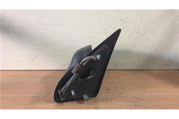 Recambio de retrovisor electrico derecho para citroen saxo 1.0 tonic ii referencia OEM IAM E30157094  
