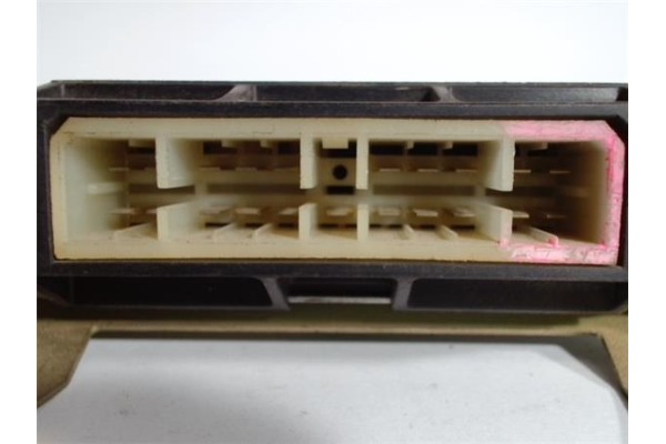 Recambio de centralita para rover rover 800 (rs) 2.0 820 si berlina referencia OEM IAM 54084503 DCP8213 
