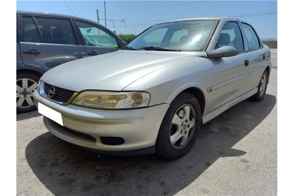 opel vectra b berlina (1995) del año 