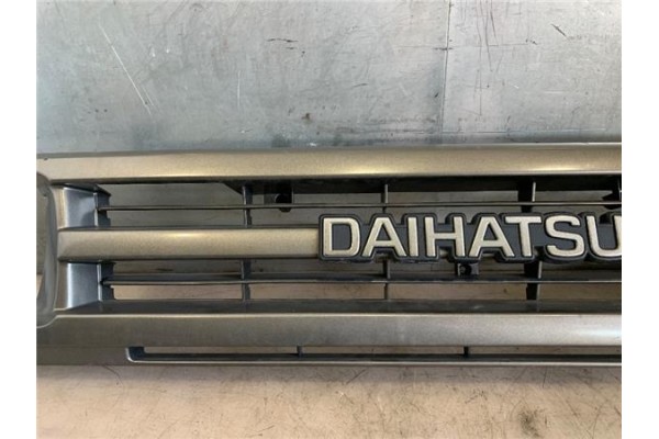 Recambio de rejilla paragolpes delantero para daihatsu wildcat/rocky (f75) 2.8 td referencia OEM IAM 5311187630  