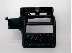 Recambio de embellecedor consola central para opel astra f berlina 1.6 i referencia OEM IAM 90450435LHD  