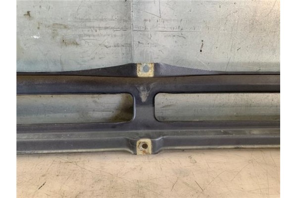 Recambio de rejilla paragolpes delantero para daihatsu wildcat/rocky (f75) 2.8 td referencia OEM IAM 356747  