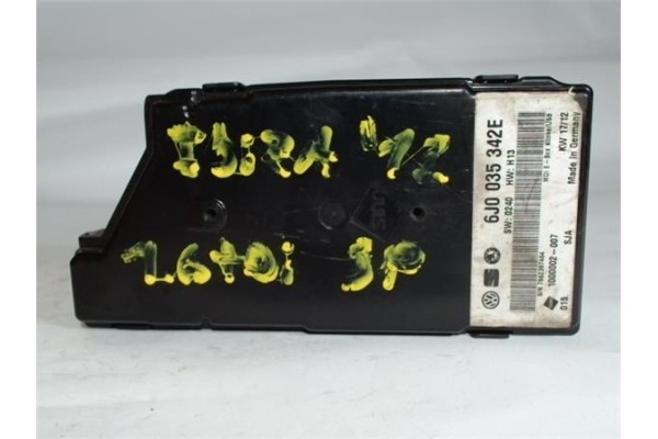 Recambio de centralita para seat ibiza berlina (6j5) 1.6 reference i-tech 30 aniversario referencia OEM IAM 6J0035342E 100000200