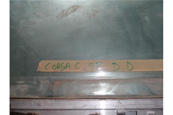 Recambio de luna puerta delantero derecha para opel corsa c 1.2 referencia OEM IAM 5161253  